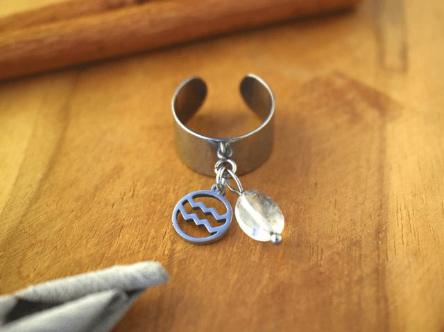 Bague Astro Verseau – Innovation et Indépendance